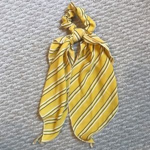 💫FREE WITH FIRST 2/20 PURCHASE💫—>HAIR SCARF SET